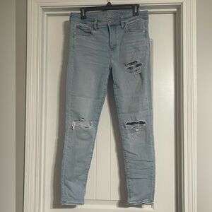 American Eagle Outfitters Distressed Skinny Jeans
